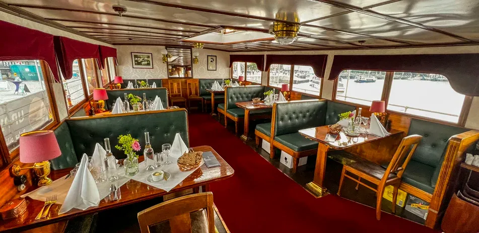 Musikfahrt Boot Blidösund Innenansicht